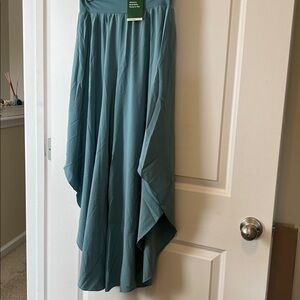 Halara High Waist Slit on Side Palazzo Pants 
Size M Brand New (See other pair